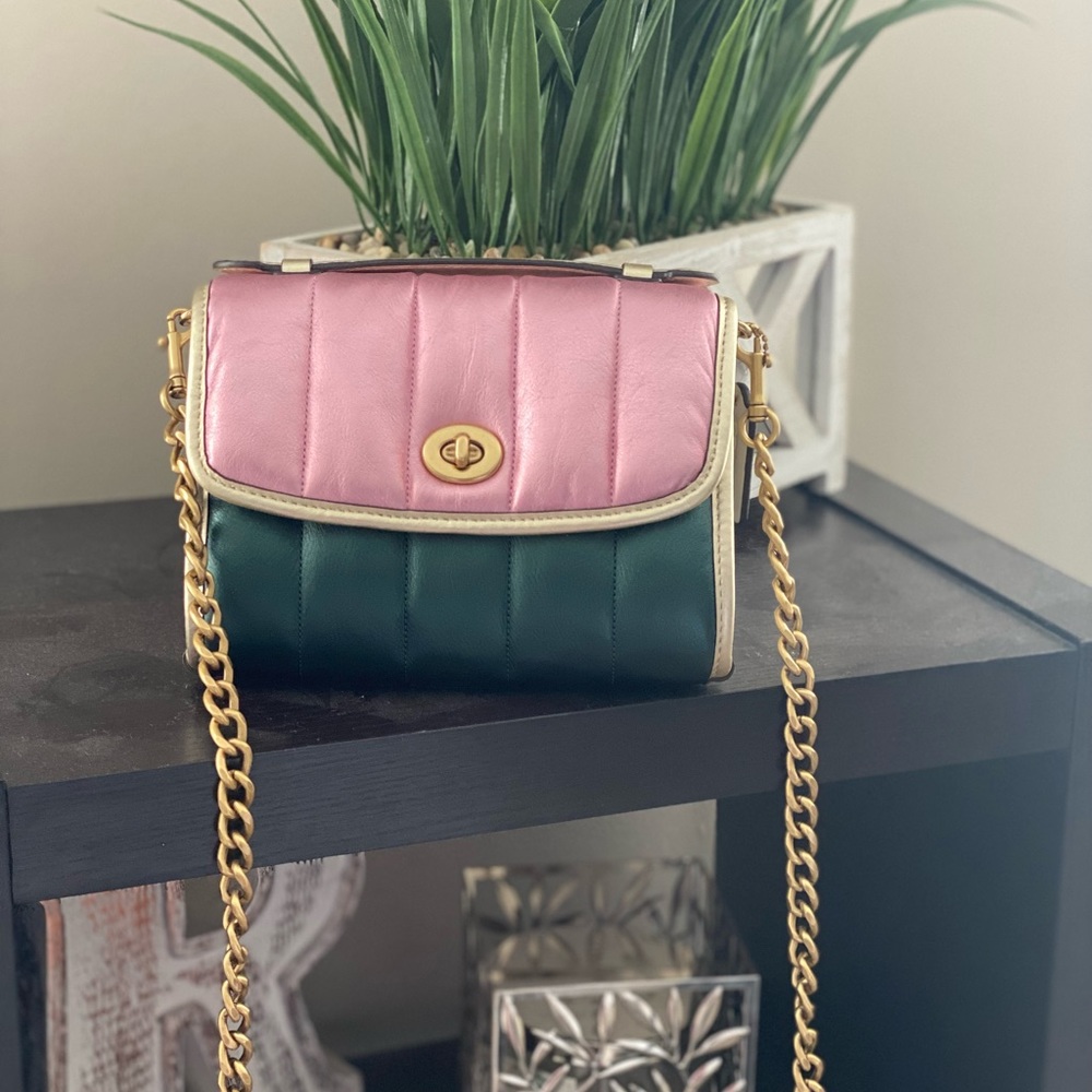 Beautiful Coach Crossbody bag.